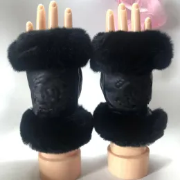 Перчатки без пальцев 2022 Женские классические перчатки из 100% овчины Дизайнерские кожаные перчатки для сенсорного экрана мягкие теплые перчатки 20230817