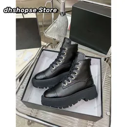 2023 Lace Up Short Channel Boots Luksusowe krótkie buty jesienne damskie luksusowe buty skórzane wysokiej jakości buty modowe