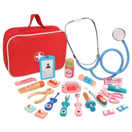 Verktyg Workshop Woode Preteny Play Doctor Education Toys for Children Simulation Medicine Chest Set Kids Roll Spela Toy 231122