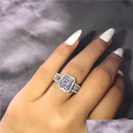 Alyans Mahkemesi Sözü Halkası 925 Sterling Sier 3CT 5A Zircon CZ Nişan Düğün Bandı Kadınlar İçin Akşam Partisi Takı Damlası Dhmkp