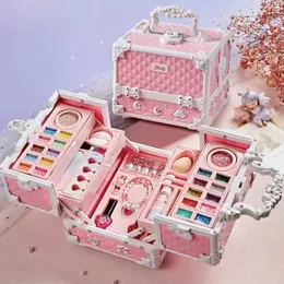 Ювелирный набор для макияжа для девочек, коробка, чемодан, моющийся комплект, полная губная помада, тени для век, наклейки для лака для ногтей, детская игра, игрушка в подарок 231122