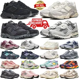 Triple Black 9060 2002r الأحذية الخارجية للرجال النسائي حذاء الكوارتز القمر الرمادي Daze Phantom Rain Cloud Sea Salt Men Men Searners Runneakers