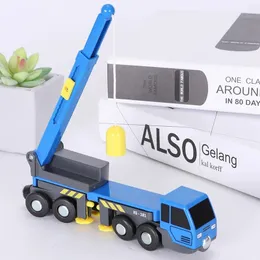 Diecast Model Araba Çok Fonksiyonlu Tren Oyuncak Set Aksesuarları Mini Crane Truck Oyuncak Vheicles Çocuk Oyuncak Ahşap Tracks Demiryolu 231122