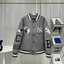 새로운 디자이너 남자 코트 Mib Jackets High 버전 8 월 및 겨울 커플의 트렌디 한 캐주얼 다목적 야구 저지 NY Yankees 파일럿 퀼트 폭격기 코트 가디건 52