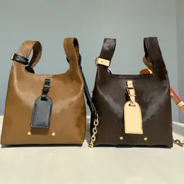 デザイナーバッグAtlantis Grocery Basket Bag 2023 Big Small Runway Edition New Limited Women Handbags Classic Style M46816 Cowhide Leather Shourdle Bag M4 D9YY＃