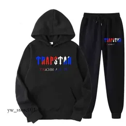 Tracksuit Trapstar 브랜드 인쇄 스포츠웨어 남성용 T 셔츠 16 색 따뜻한 두 조각 세트 느슨한 까마귀 스웨트 셔츠 바지 조깅 220615 6757