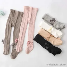 Barnstrumpor flickor tights prinsessan bowknet baby flicka's i ett stycke strumpbyxor baby våren och hösten ny stil byxor spetsstrumpa