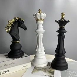 Międzynarodowe figurki szachowe gry w szachy żywiczne Międzynarodowe figurki szachowe retro wystrój domu proste nowoczesne ozdoby szachy 2202112704
