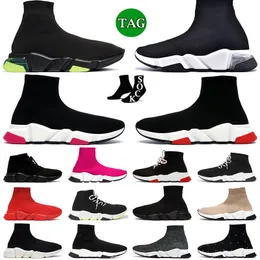 En kaliteli paris örgü çorap ayakkabı tasarımcısı gündelik spor ayakkabılar erkekler kadınlar tripler siyah beyaz pembe grafiti dantel up hızlar platform vintage moda koşucu eğitmenler