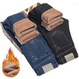 Jeans da uomo Autunno e inverno Pantaloni lunghi di marca elasticizzati slim ricamati da uomo spazzolati autunno e inverno