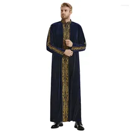 Этническая одежда Рамадан Мусульманские мужчины Бархатный Джубба Тобе Теплый кафтан Ислам Ид Саудовский арабский халат Thoub Thawb Дубай Абая Платье Джилбаб