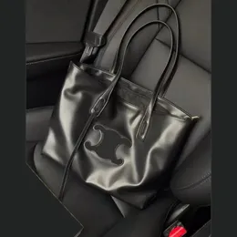 2023 Frauen Große Kapazität Schulter Handtasche schwarz Achseltasche Neue Mode Herbst Winter Tote Große Taschen Für Frauen Marke Ledertasche D2304245S