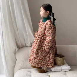 Robes d'hiver coréennes pour filles, en coton rembourré, épais et chaud, imprimé Floral rétro, pour tout-petits, 231124