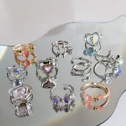 Pierścienie klastra kpop retro gotyc srebrny metalowy pierścionek z sercem dla kobiet dziewczyn