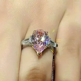 Anneaux de mariage DRlove rose goutte d'eau forme cubique zircone anneau femmes argent couleur bande tempérament élégant femme bijoux à la mode