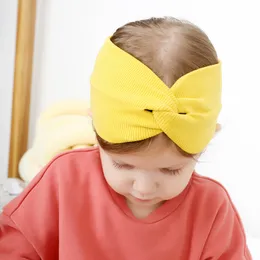 クロス結び目のある手作りの綿ヘッドバンド幼児の赤ちゃんのための伸縮性のあるかわいいヘッドライプ