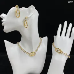 Designer brincos pulseiras colares feminino colar de ouro conjunto de jóias de luxo moda senhoras pulseira das mulheres ouro metal corrente ornamentos