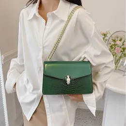 2303 Women Luxurys Designers Bags Crossbody Tote Handbags Womens Purses Shoulder Shopping Totes Bag
