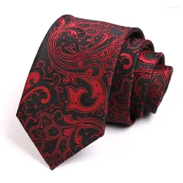 Papillon Arrivi Moda di alta qualità Cravatta formale per uomo Completo da lavoro Cravatta da lavoro Lusso 7CM Stampa geometrica Rosso
