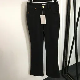 Pantaloni jeans slim a vita alta Pantaloni denim di lusso da donna Pantaloni lunghi di design tascabile nero Pantaloni jeans di personalità stile street