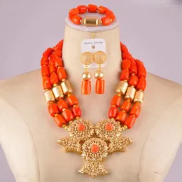 Kolczyki naszyjne Zestaw ładnie wyglądający Nigreian Orange Coral Peads African Wedding Jewelry C21-24-04