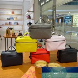 Klasik omuz çantası tam deri öğle yemeği kutusu çantası deri mini çapraz gövde taşınabilir makyaj hamur çantası toptan