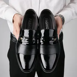 SURET BUTY Luksusowe skórzane buty na wesele formalne Oxfords Business Busa Office Buty robocze dla mężczyzn Klasyczne sukienki dla mężczyzn 231124
