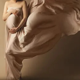 Moderskapsklänningar Silktygklänningspografi PROVING PROGNICY PO PROP 230425