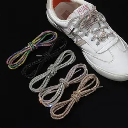 Peças de sapato acessórios 1pc luxo strass cadarços arco-íris diamante laços tênis laços sapatos diy cadarço redondo 100120140160cm 231124