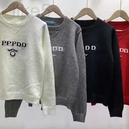 Kadın Sweaters Tasarımcı Tasarımcı Sweater Maglione Maglione Kadın Jumper Nakış Baskı Örgü Klasik Örgü Sonbahar Winte Jumpers Mens Tasarım Külot Örgü M8DC