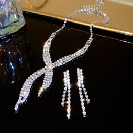 Brincos de colar de borla em forma de V com gotas de água cravejados de diamantes elegantes, conjunto de duas correntes de clavícula para festas, casamentos, casais de noivado, presentes