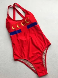 Oryginalny projekt marki Nowy strój kąpielowy dla kobiet w Europie Moda i Stany Zjednoczone Hot Print V Sexy Beachletter Solid Color Bikini