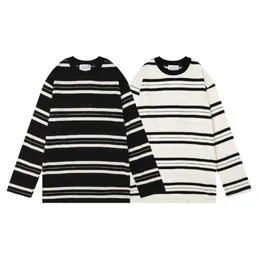 Fashion Clothing Designer Tees Tshirts Spring Autumn New Mm6 Magilla Black White Stripe Quadrangle Knitted Long Sleeved T-shirt Loose Casual Men Women Couples