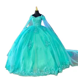 Sukienki Quinceanera z długim przylądkiem Frezowanie Tiul Tiul Ball Suknia Koronka Up plus size słodki 16 księżniczki urodziny Vestidos de 15 anos HD1014