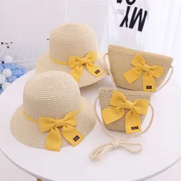 Caps Dziewczyny Girls Summer New Straw Bag Cap Zestaw Ochrony Baby Travel Beach S Sun Fisherman Hat for Child P230424