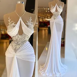 Pearls Ivory Saudi Arabic Dubai Bridal Gowns Modern Wedding Dresses Sexy Sleeveless Beadings Wedding Gowns Floor Length