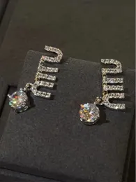 من المألوف Miu Little Princess Earrings Spring Letter