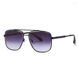 Gafas de sol de moda de doble haz de Metal polarizadas espejo de conductor de lujo Anti-ultravioleta UV400 gafas casuales para adultos mujeres hombres