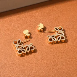 Estudo de luxo Lowe Brand Letters Designer Brincos para mulheres 18K Gold Golds Charme elegante Retro Retro Vintage Brincos Diamond Hollow Earring Earring Ear Rings Jewelry