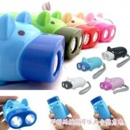 Bomboniera da 5 pezzi Batteria Regalo per bambini Premio per studenti Piggy Torce Torce Luci di illuminazione portatili