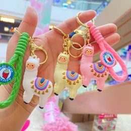 Ny söt Rainbow Alpaca Keychain PVC Soft Adhesive Pendant Car Keychain Ring Bag Hanging Jewelry Party Favor