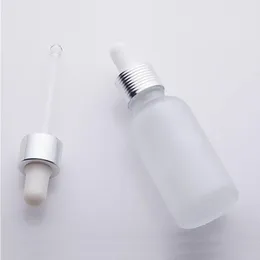 15 ml Clear Frost Glass Droper Bottle Cosmetic 20 ml eteriska oljeflaskor med guld Silver Black Cap Cnvie