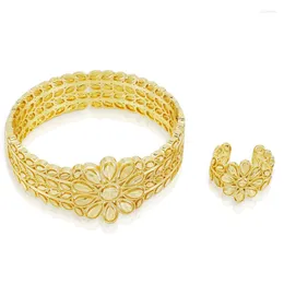 Halskette Ohrringe Set 2 teile/satz Luxus Charme BangleRing Für Frauen Einfache Gold Farbe Nicht Anlaufen Schmuck Geschenk Party