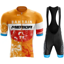 Cycling Jersey stelt Bahrein Merida Mens Pak MTB Cycle Spring Summer Team Tricuta Man Uniform Pants Fietsen Kleding Sportset Jacket 230425