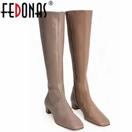 Boots FEDONAS Brand Women Knee High Boots Soft Genuine Leather Warm Long Shoes Woman High Heeled Motorcycle Boots Elegant Lady Boots 231124
