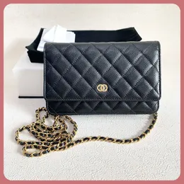 kvinnors baguette koppling tygväskor luxurys herr designer cc woc kedja lammskinn kosmetisk väska hög kvalitet crossbody väska quiltad kaviar guld logotyp axel handväskor