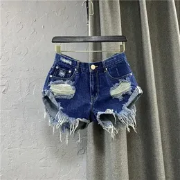 Jeans Seksowne spodenki jeansowe niskiej talii damskie letnie najnowsze spodnie nowe zgrywanie pomponem surowe oblamowanie z szerokimi n