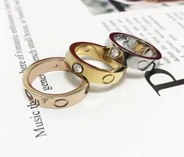 2021 Полированное дизайнерское кольцо для влюбленных с принтом логотипа, серебро, розовое золото, цвет высшего качества, кольца для пар из нержавеющей стали, женские ювелирные изделия 3062053