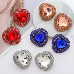 أقراط مسمار Ztech Colorful Crystal Big Heart Trend عالي الجودة الاتجاه الإكسسوارات مجوهرات الزفاف للنساء للنساء الفتيات