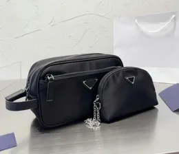 Damen Reise Kulturbeutel Designer Nylon Waschhandtasche Marken Business Doppelreißverschluss Leder Kapazität Kosmetiktaschen Kulturbeutel Make-up Taschen